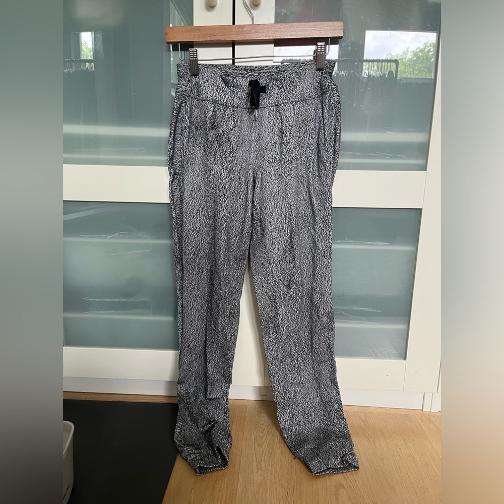Lululemon Joggers